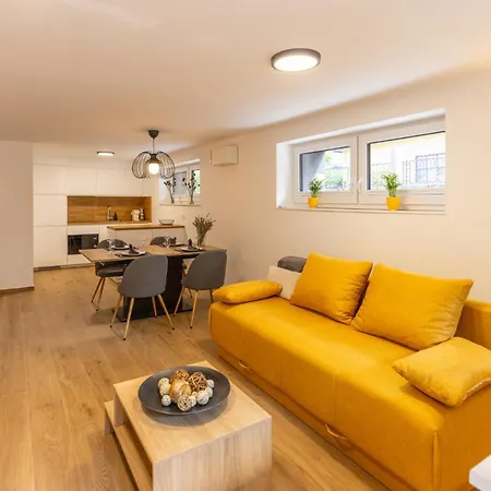 Apartmaji Klavdija Lublaň Exteriér fotografie